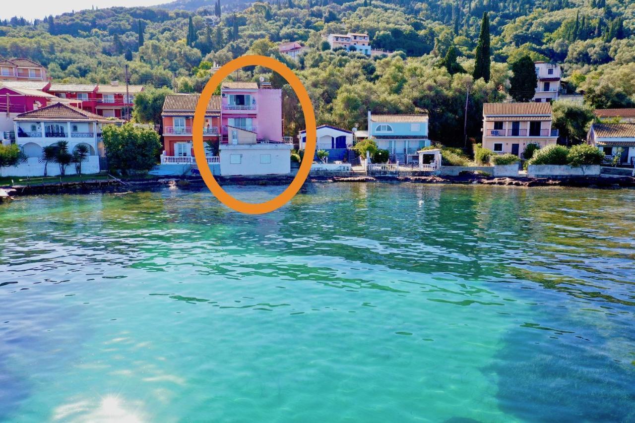 Seafront Villa Ourania Mesongí Exteriér fotografie