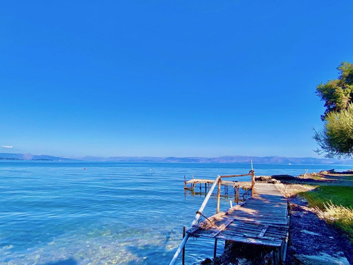 Seafront Villa Ourania Mesongí Exteriér fotografie